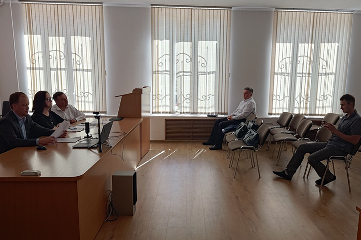 Лично обсудить вопросы газификации и электроснабжения смогли жители Выборгского района с председателем комитета по ТЭК Сергеем Морозовым
