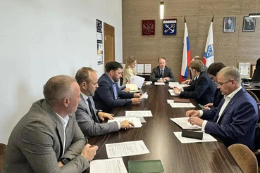 Комитет по ТЭК обсудил топливообеспечение региона с руководством нефтяных компаний