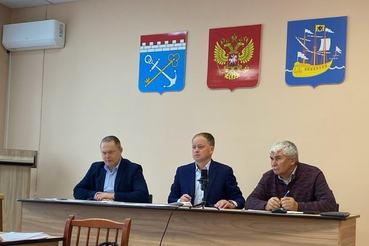 Выезд в Лодейнопольский район председателя комитета по ТЭК Сергея Морозова